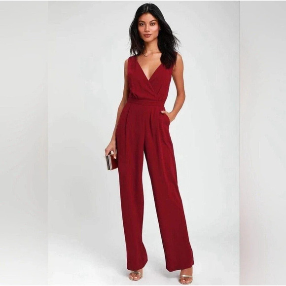 Lulu’s Women's Burgundy Kiska Lace Back Wide Leg Jumpsuit side Pockets Medium - Picture 1 of 16